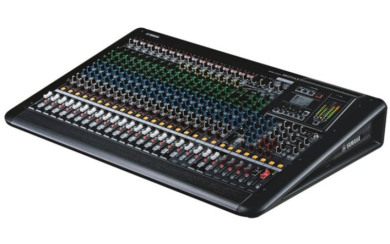 YAMAHA MGP24X Аналоговый микшерный пульт с процессором эффектов