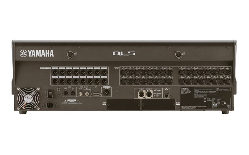 YAMAHA QL5 - цифровой микшер