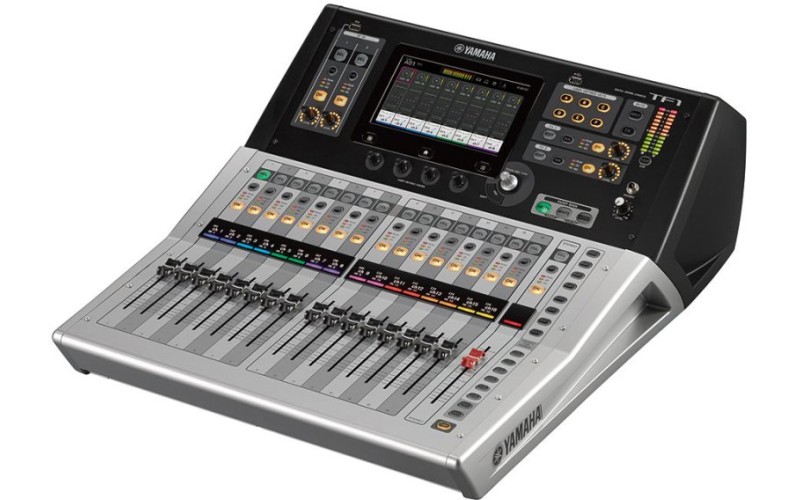 YAMAHA TF1 Цифровая микшерная консоль