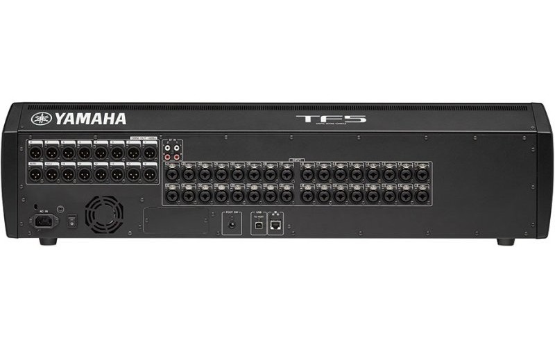 YAMAHA TF5 Цифровая микшерная консоль