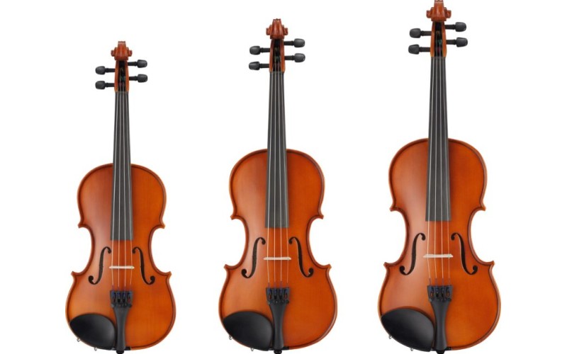 YAMAHA V3SKA 4/4 Комплект акустическая скрипка 4/4 со смычком в жёстком контурном кейсе