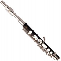 YAMAHA YPC-62M - Флейта-пикколо, металлическая головка с серебряным покрытием