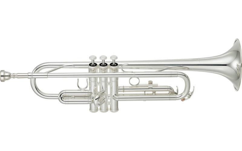 YAMAHA YTR-2330S труба Bb стандартная модель с кейсом и мундштуком