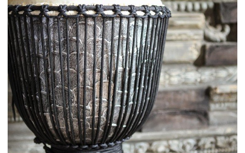 YUKA DJWPRO12-24Dragon - Джембе 30см х 60см